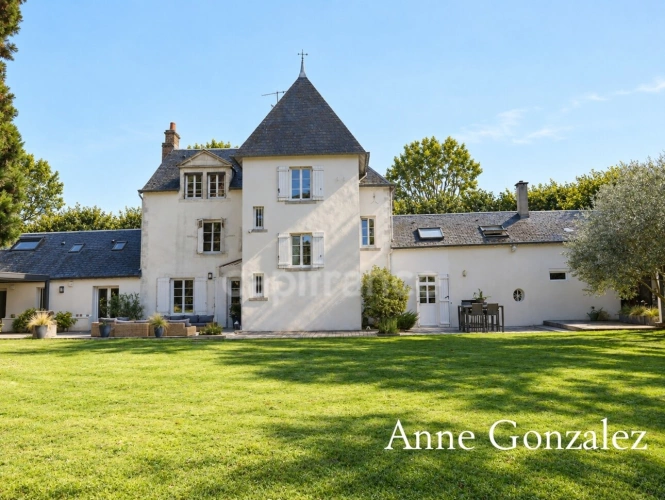 Photos 26 - Prestige - ORLEANS-SAINT JEAN LE BLANC, Rare propriété du XVIIIème revisitée par un architecte, parc paysager, piscine , élégance et prestations haut de gamme