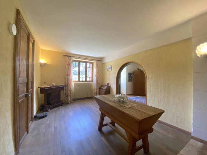 Photos 8 - Rurale - MAISON DE CARACTERE avec beaucoup de DEPENDANCES