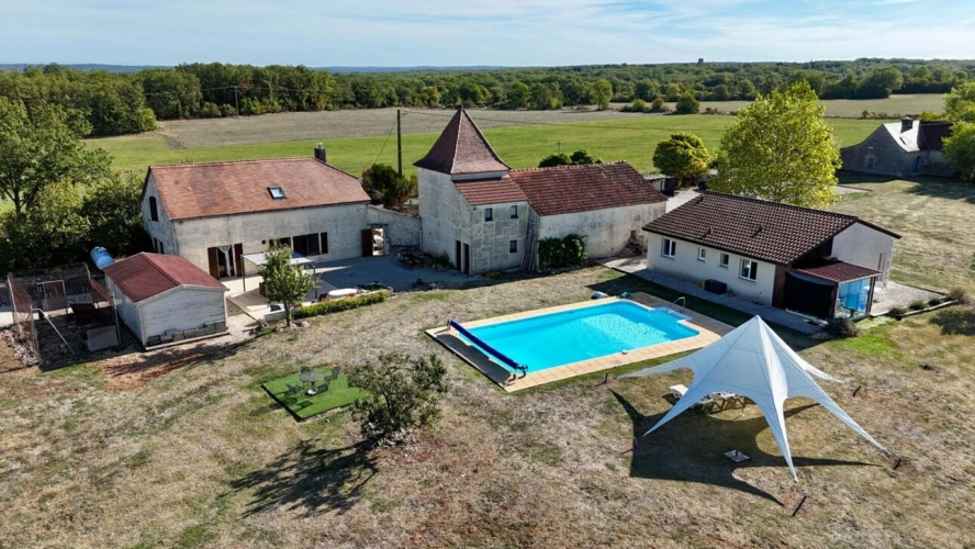 Photos 1 - Touristique - Propriété de charme au coeur de la campagne