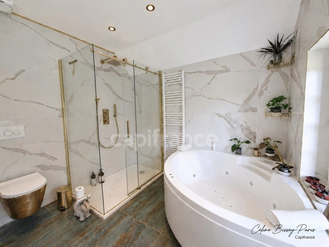 Photos 14 - Rurale - Propriéte à vendre 6 pièces 175M2 BERULLE (10), 13283 M2 de terrain, 4 chambres, Cuisine equipée, carport 2 voitures avec branchement pour voiture électrique