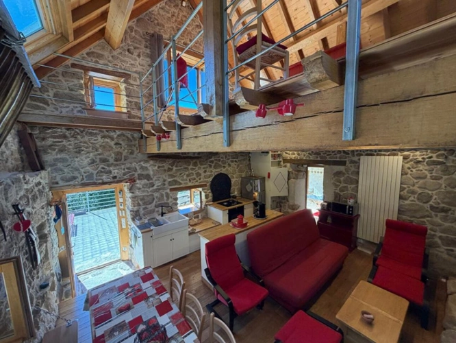 Photos 8 - Rurale - Superbe Maison avec vue et terrain