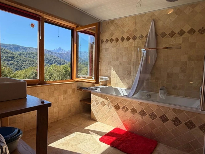 Photos 10 - Rurale - Superbe Maison avec vue et terrain