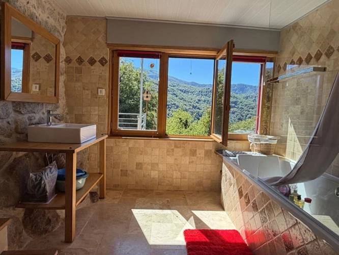 Photos 11 - Rurale - Superbe Maison avec vue et terrain