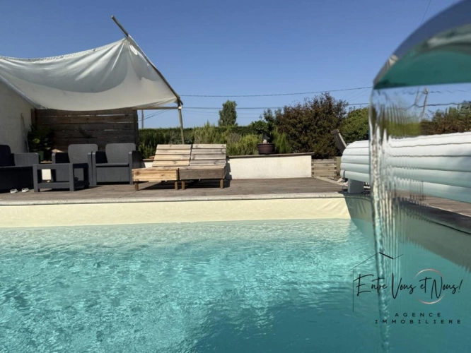 Photos 2 - Rural - Authentique maison avec piscine et dépendances sur plus de 6 60