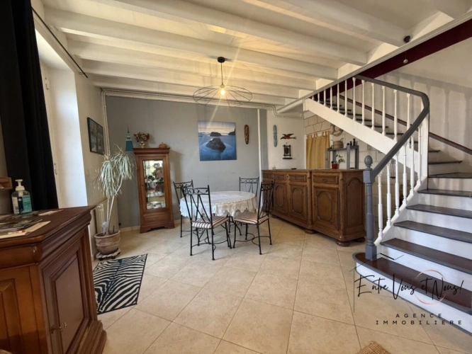 Photos 6 - Rural - Authentique maison avec piscine et dépendances sur plus de 6 60