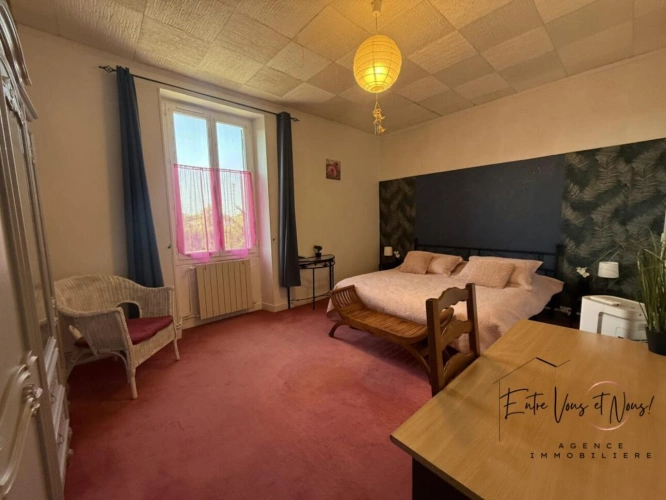 Photos 12 - Rural - Authentique maison avec piscine et dépendances sur plus de 6 60