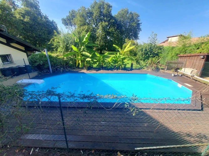 Photos 18 - Touristique - Magnifique maison de maître en pierre rénovée avec 3 chambres d’hôtes, 2 gîtes  et une piscine sur un parc paysager