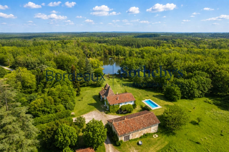 Photos 5 - Prestige - BORDEAUX 1H - SOMPTUEUSE PROPRIÉTÉ DE CAMPAGNE - 41HA - LAC PRIVÉ - DOMAINE UNIQUE