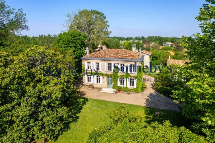 Photos 1 - Prestige - ENTRE-DEUX-MERS - SOMPTUEUSE PROPRIÉTÉ XVIII° - 1,2 HA - PISCINE - DÉPENDANCES