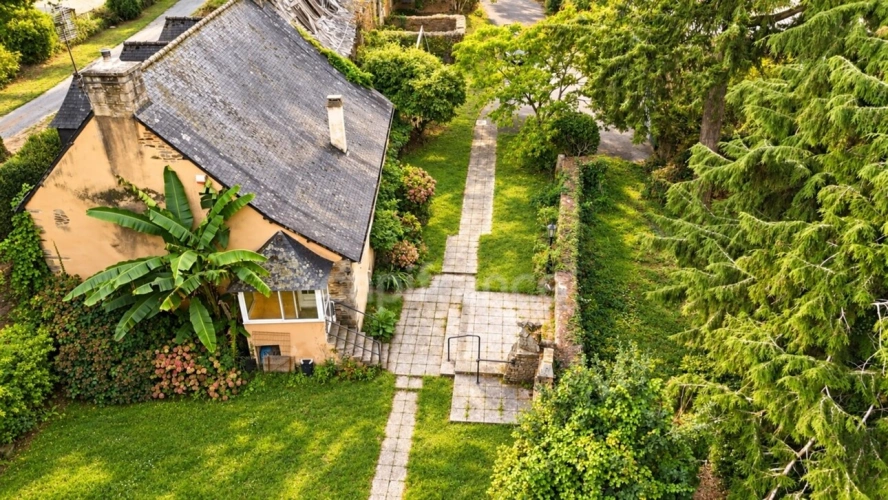 Photos 1 - Rurale - EXCLUSIVITÉ - Propriété avec terrain et hangar à vendre 7 pièces SPEZET (29)