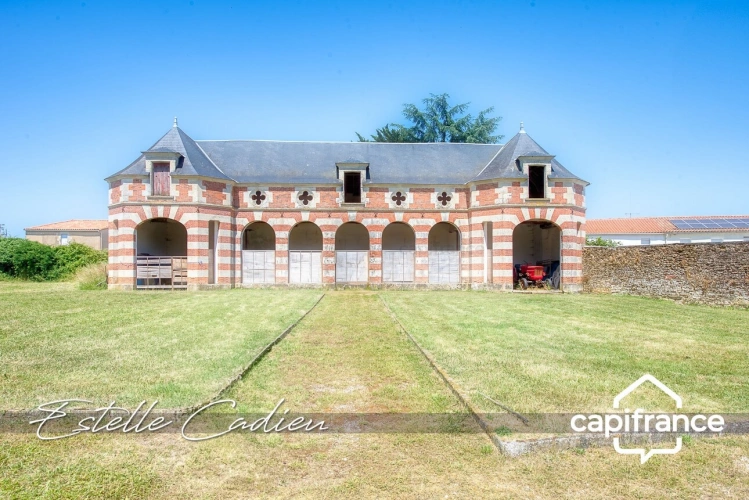 Photos 26 - Prestige - Propriété d’exception  – Château XIXe à CHANTONNAY (85)