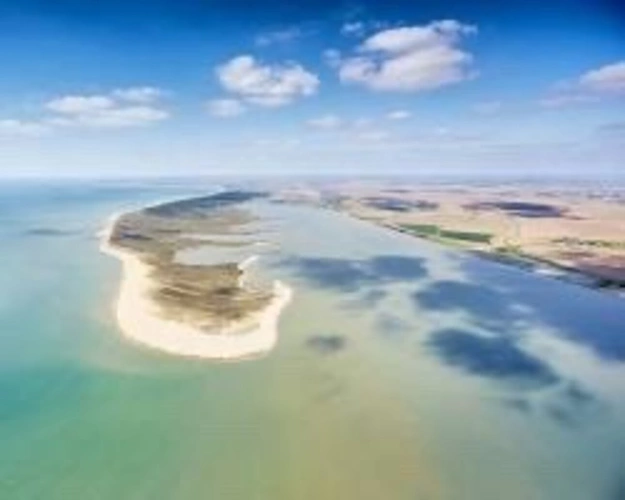 Photos 11 - Prestige - Exclusivité - Propriété à vendre - 9 pièces L'AIGUILLON-SUR-MER LA PRESQU'ILE (85 460) - Idéal investisseurs