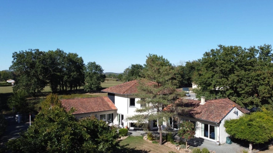 Photos 18 - Rural - Icarus: a landing in the Dordogne
