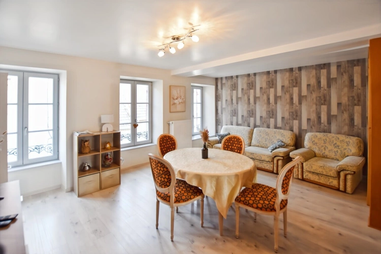 Photos 8 - Prestige - Propriété rénovée de 324 m2 avec terrain à COUCHES (71)