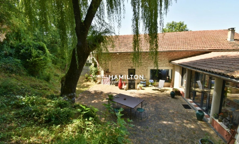 Photos 1 - Prestige - PROCHE GAILLAC - LOCAL COMMERCIAL + HABITATION