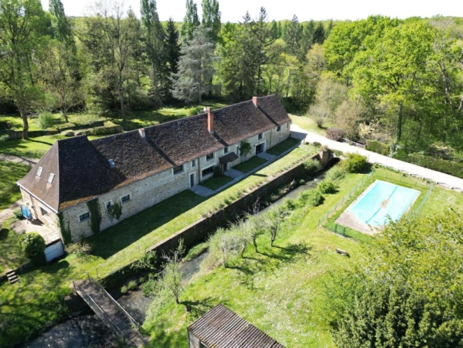 Photos 1 - Touristique - Domaine de caractère de près de 19 hectares avec étang   Anc