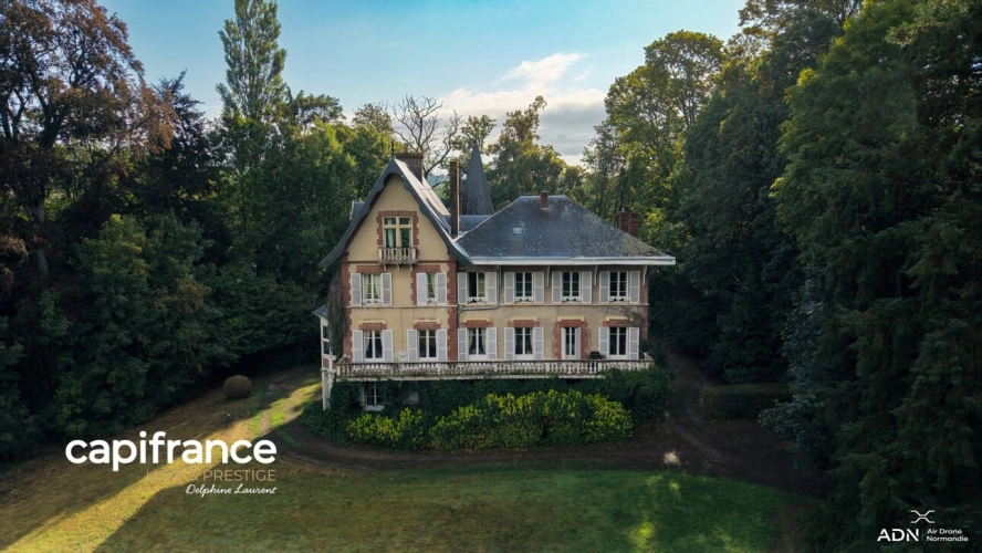 Photos 1 - Prestige - Propriete à vendre à  CRESSEVEUILLE (14) comprenant un château, un manoir, un pressoir