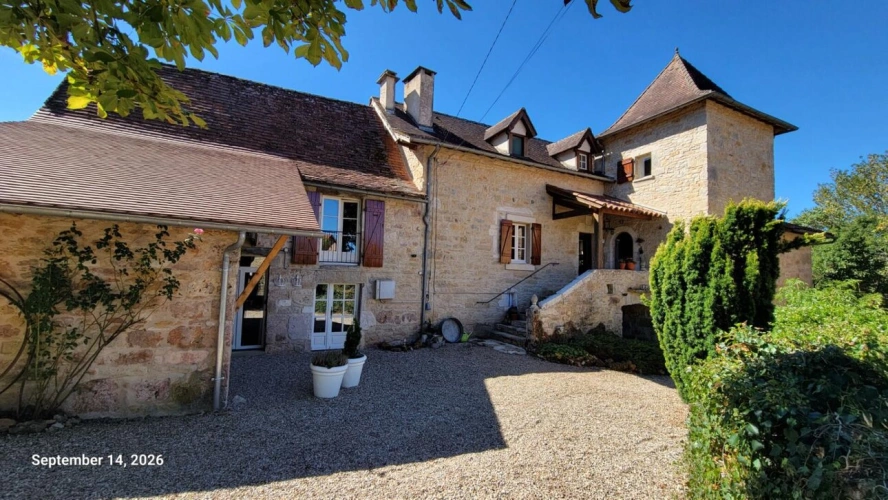 Photos 1 - Prestige - Maison de caractère avec gîte indépendant et piscine à 8 minutes de Villeneuve d'Aveyron