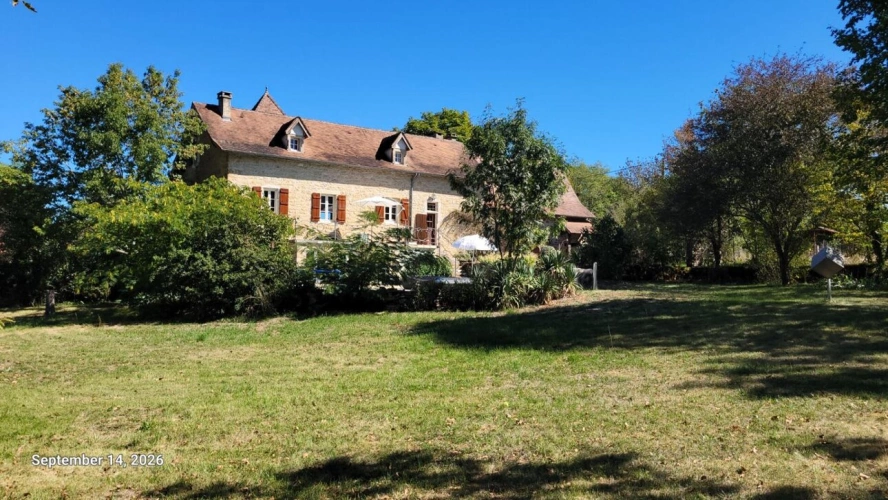 Photos 3 - Prestige - Maison de caractère avec gîte indépendant et piscine à 8 minutes de Villeneuve d'Aveyron
