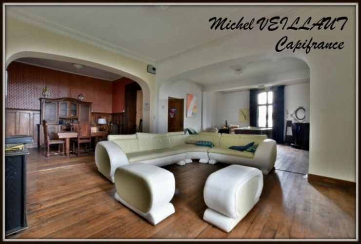 Photos 5 - Prestige - Propriété à vendre avec bâtisse de 15 pièces, 2 gîtes, terrain 7390 m², VILLENEUVE SUR ALLIER (03)