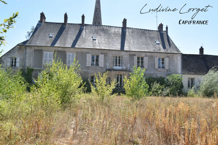 Photos 5 - Rurale - A vendre Corps de ferme à rénover entièrement proche BETZ(60)– Maison de maître de 450 m² -8 chambres -plusieurs bâtiments et terrain de 6 000 m² – Projet destiné à un professio