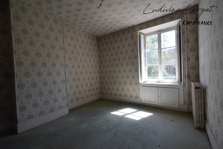 Photos 15 - Rurale - A vendre Corps de ferme à rénover entièrement proche BETZ(60)– Maison de maître de 450 m² -8 chambres -plusieurs bâtiments et terrain de 6 000 m² – Projet destiné à un professio