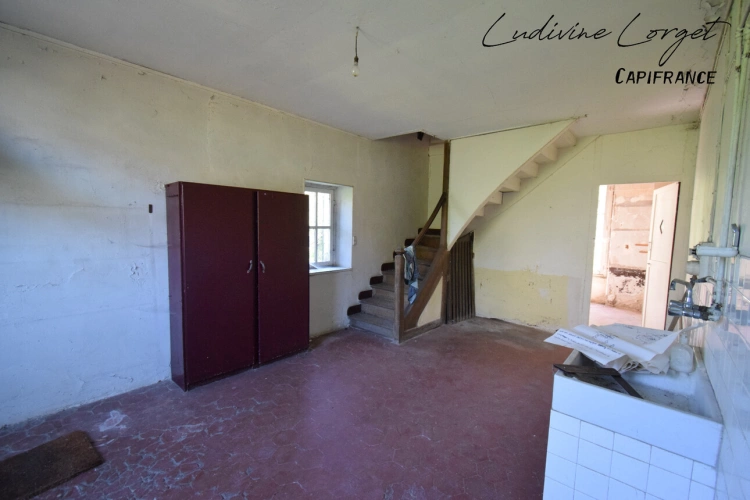 Photos 30 - Rurale - A vendre Corps de ferme à rénover entièrement proche BETZ(60)– Maison de maître de 450 m² -8 chambres -plusieurs bâtiments et terrain de 6 000 m² – Projet destiné à un professio