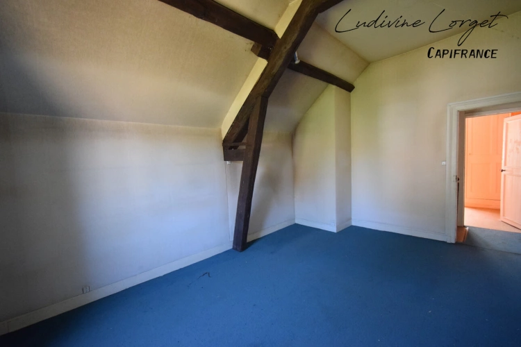 Photos 34 - Rurale - A vendre Corps de ferme à rénover entièrement proche BETZ(60)– Maison de maître de 450 m² -8 chambres -plusieurs bâtiments et terrain de 6 000 m² – Projet destiné à un professio