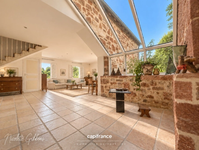Photos 14 - Prestige - EXCLUSIVITÉ – BELLE DEMEURE DE CARACTÈRE AVEC GRAND PARC ET PISCINE AU CŒUR DE MEYSSAC
