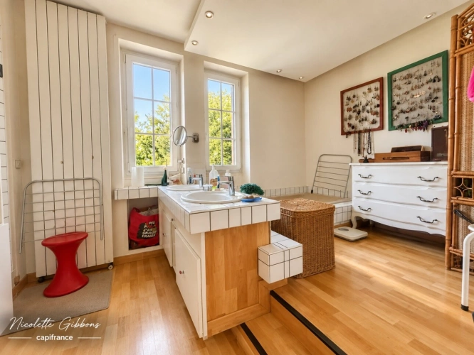 Photos 24 - Prestige - EXCLUSIVITÉ – BELLE DEMEURE DE CARACTÈRE AVEC GRAND PARC ET PISCINE AU CŒUR DE MEYSSAC