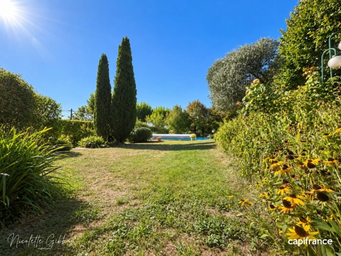 Photos 25 - Prestige - EXCLUSIVITÉ – BELLE DEMEURE DE CARACTÈRE AVEC GRAND PARC ET PISCINE AU CŒUR DE MEYSSAC