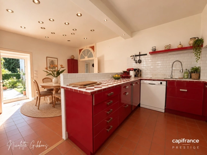 Photos 28 - Prestige - EXCLUSIVITÉ – BELLE DEMEURE DE CARACTÈRE AVEC GRAND PARC ET PISCINE AU CŒUR DE MEYSSAC