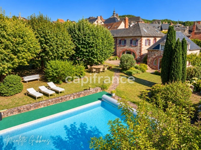 Photos 31 - Prestige - EXCLUSIVITÉ – BELLE DEMEURE DE CARACTÈRE AVEC GRAND PARC ET PISCINE AU CŒUR DE MEYSSAC