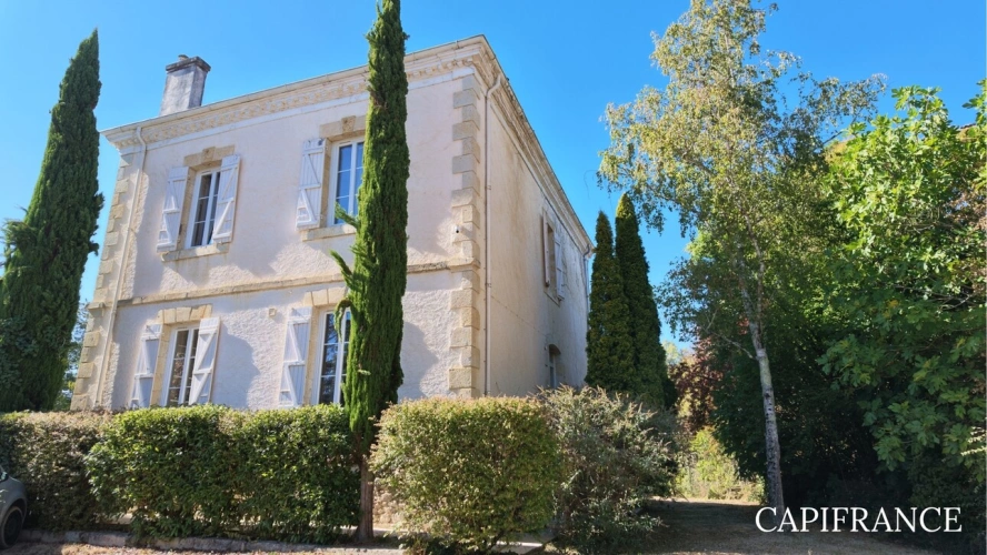 Photos 5 - Prestige - Maison de maître sur un terrain de plus de 3 000 m²