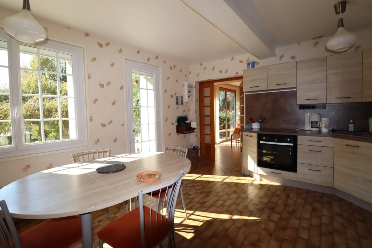 Photos 9 - Prestige - ENSEMBLE IMMOBILIER RARE AVEC MAISON, GÎTE ET 3 700 M² DE TERRAIN