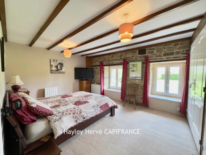 Photos 6 - Touristique - ENSEMBLE IMMOBILIER - ACTIVITE TOURISTIQUE- A VENDRE – MAISON + 3 GÎTES – PISCINES – 1 HA - VILLEDIEU-LES-POÊLES (MANCHE, NORMANDIE) (50)
