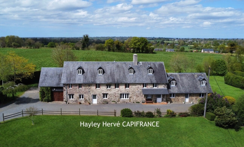 Photos 7 - Touristique - ENSEMBLE IMMOBILIER - ACTIVITE TOURISTIQUE- A VENDRE – MAISON + 3 GÎTES – PISCINES – 1 HA - VILLEDIEU-LES-POÊLES (MANCHE, NORMANDIE) (50)