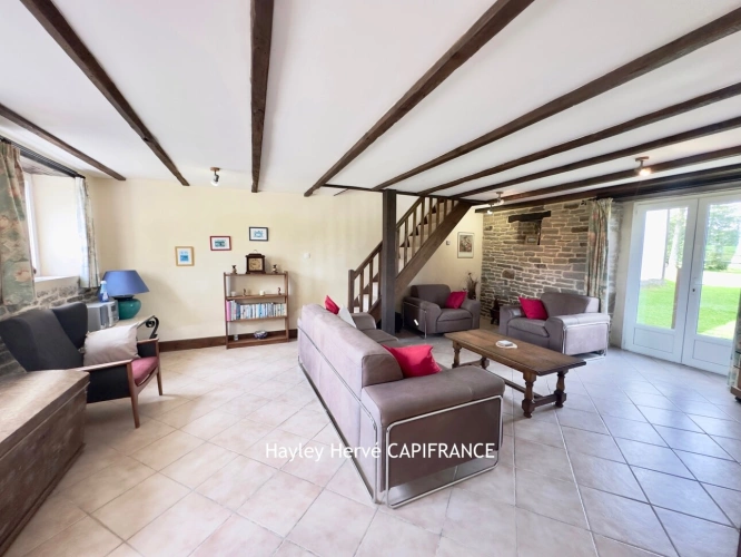 Photos 14 - Touristique - ENSEMBLE IMMOBILIER - ACTIVITE TOURISTIQUE- A VENDRE – MAISON + 3 GÎTES – PISCINES – 1 HA - VILLEDIEU-LES-POÊLES (MANCHE, NORMANDIE) (50)