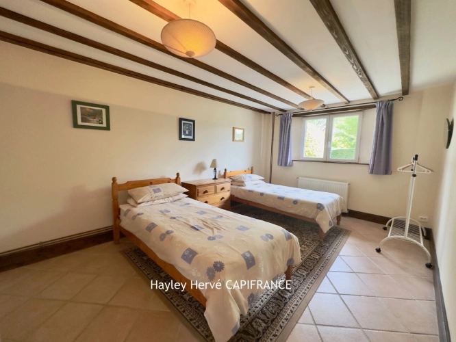 Photos 15 - Touristique - ENSEMBLE IMMOBILIER - ACTIVITE TOURISTIQUE- A VENDRE – MAISON + 3 GÎTES – PISCINES – 1 HA - VILLEDIEU-LES-POÊLES (MANCHE, NORMANDIE) (50)