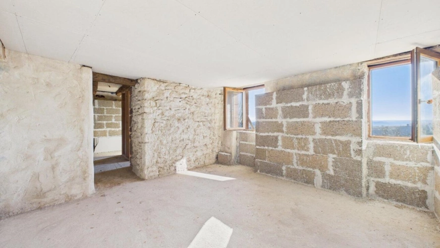Photos 7 - Rurale - Ensemble en pierre du XIX? & son domaine de 3 700 m² (dont 2 700 m² Bio)  VILLECOMTAL
