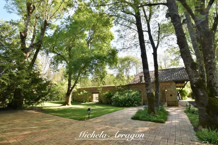 Photos 18 - Prestige - Dpt Lot et Garonne (47), à vendre PINEL HAUTERIVE propriete P6 de 240 m² - Terrain de 21 912,00 m²
