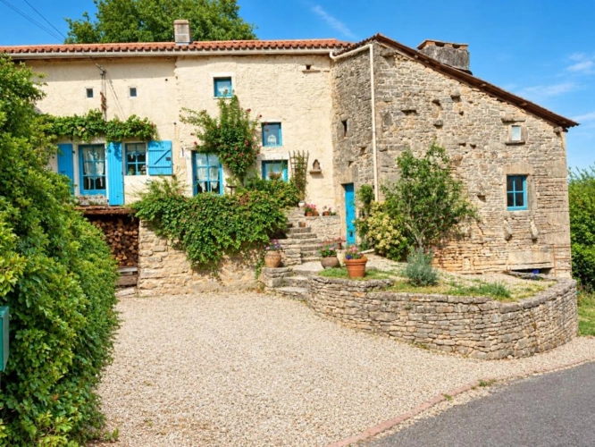 Photos 1 - Prestige - Superbe maison de caractère de 3 chambres avec vues imprenables