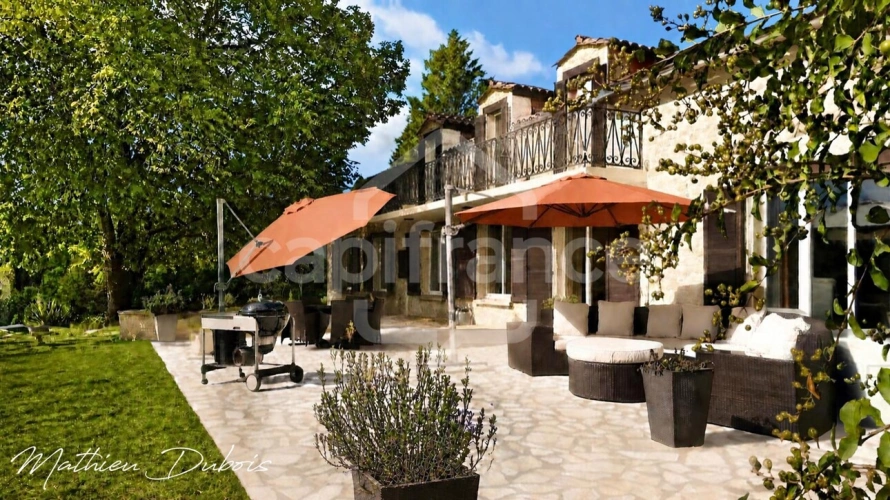 Photos 2 - Prestige - PROPRIÉTÉ DE CARACTÈRE – 3,35 HA DE NATURE, PISCINE ET GÎTE RÉNOVÉ