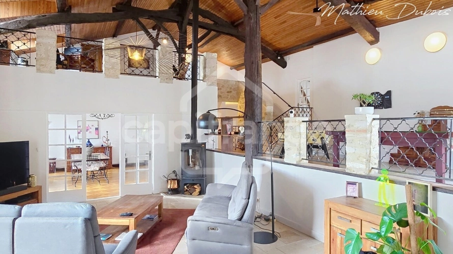 Photos 3 - Prestige - PROPRIÉTÉ DE CARACTÈRE – 3,35 HA DE NATURE, PISCINE ET GÎTE RÉNOVÉ