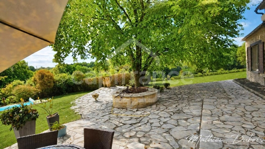 Photos 5 - Prestige - PROPRIÉTÉ DE CARACTÈRE – 3,35 HA DE NATURE, PISCINE ET GÎTE RÉNOVÉ