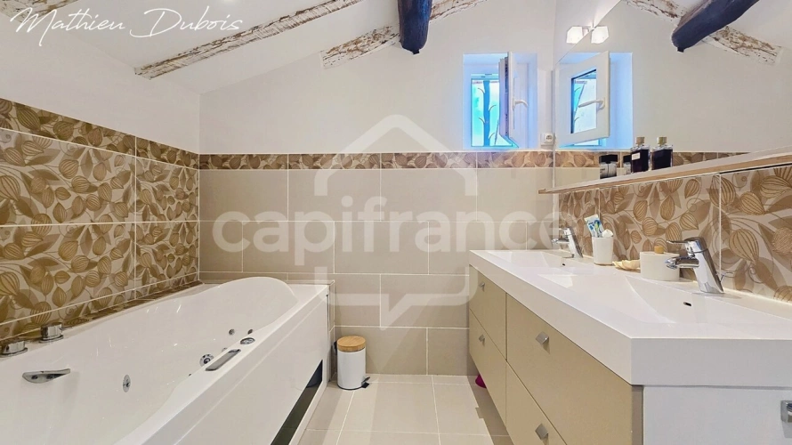 Photos 17 - Prestige - PROPRIÉTÉ DE CARACTÈRE – 3,35 HA DE NATURE, PISCINE ET GÎTE RÉNOVÉ