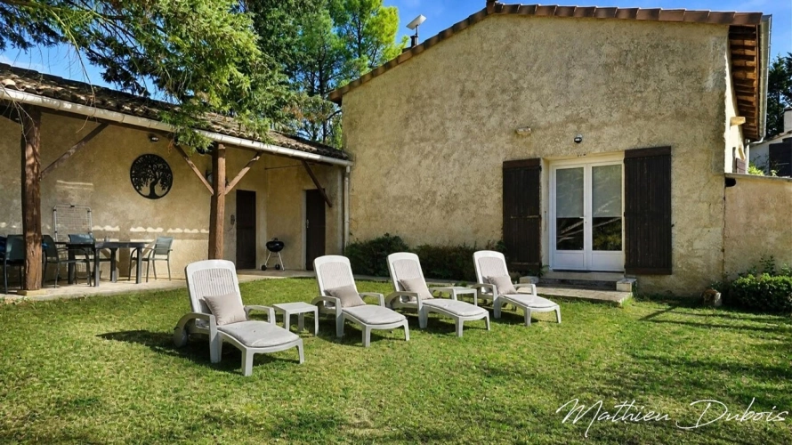 Photos 24 - Prestige - PROPRIÉTÉ DE CARACTÈRE – 3,35 HA DE NATURE, PISCINE ET GÎTE RÉNOVÉ
