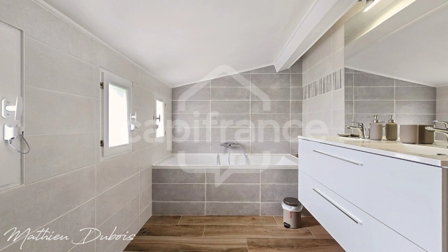 Photos 32 - Prestige - PROPRIÉTÉ DE CARACTÈRE – 3,35 HA DE NATURE, PISCINE ET GÎTE RÉNOVÉ