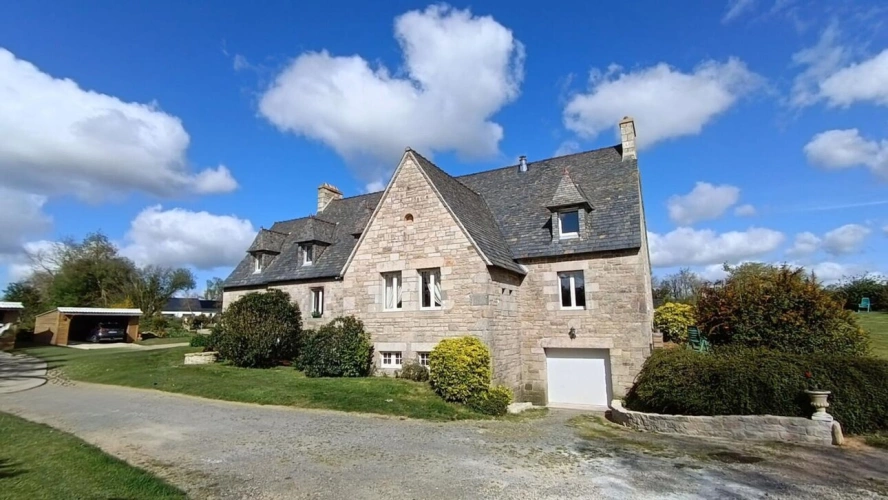 Photos 29 - Equestrian - CHARMING BRETON HOUSE WITH 2 HECTARES, LANDIVISIAU, FINISTERE