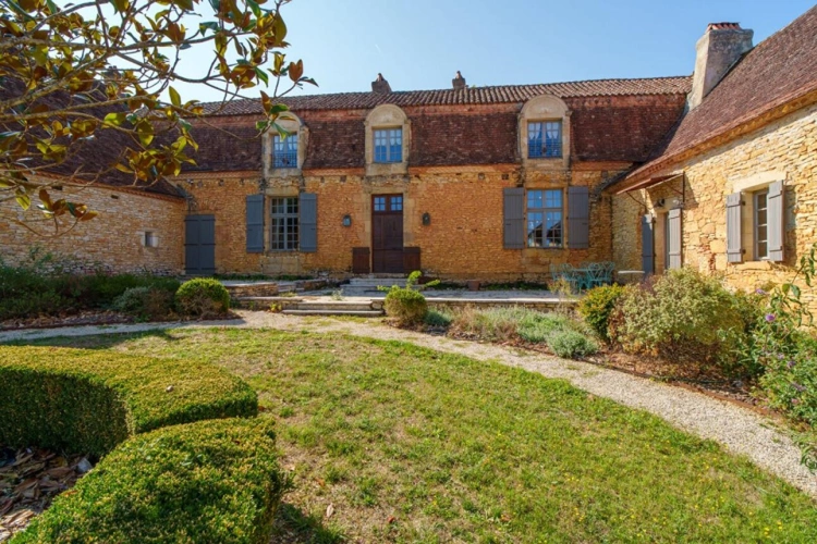 Photos 3 - Prestige - CHARTREUSE D'EXCEPTION DU XVIIIème SIÈCLE AU COEUR DU PÉRIGORD VERT